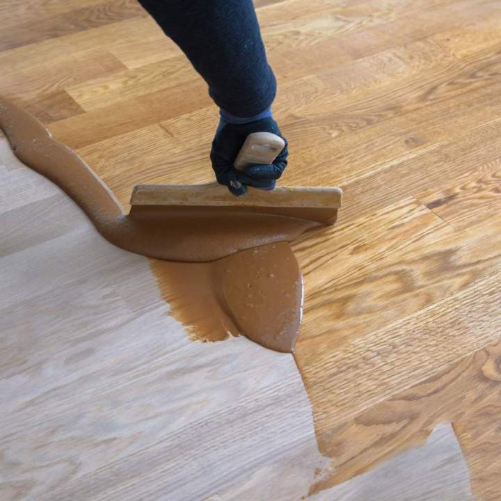 Teinture de plancher Lanaudière